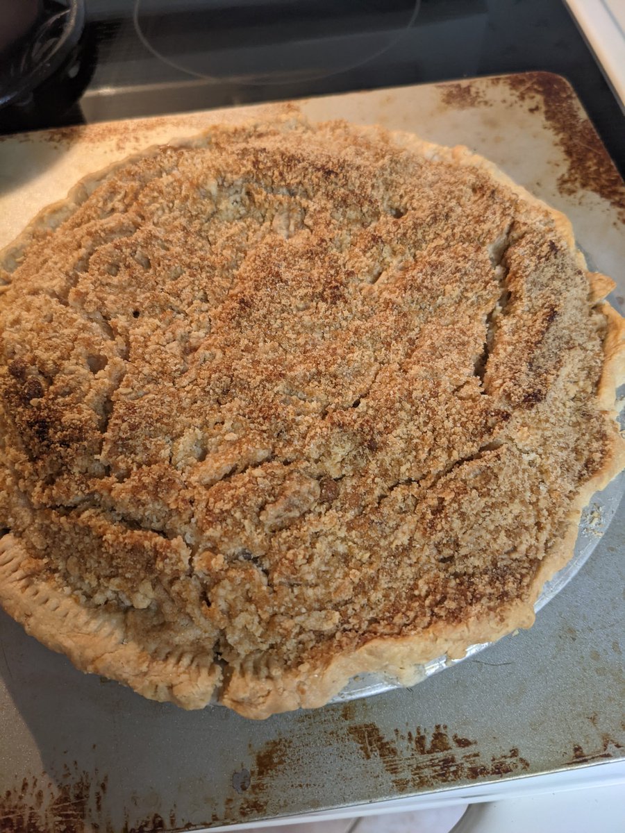 fcseteach's tweet image. Pie Day Demo...Dutch apple 🍎 #sayyestofcs #remotelearning  #familyandconsersciences