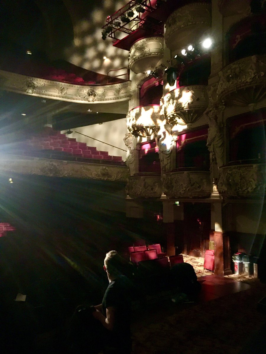 catnuala's tweet photo. Long but very good day in Tech directing #PantoPresents @captheatres with an incredible team! @gcameronmd @HannahLBradley_ @imogenreiter @FOHmockumentary & our brilliant tech team. Grateful to be able to continue this project in its 6th year with @echcharity #Filming #Arts https://t.co/IIWodY3wFG