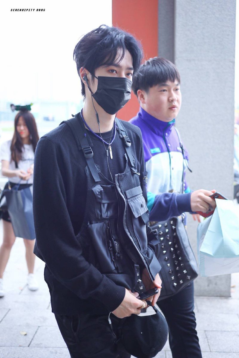 Yibo and his wired earphones throughout the years(and his precious fashion style)