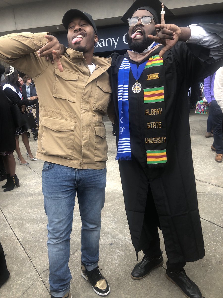 whosjaybrick's tweet photo. Me and my LB @AskForMalik turned 5 Today! #OnlyAFewAreSelected #NeverDieWondering #BIGHK #FALL15 🔱🤟🏾 https://t.co/snW63QzmEQ
