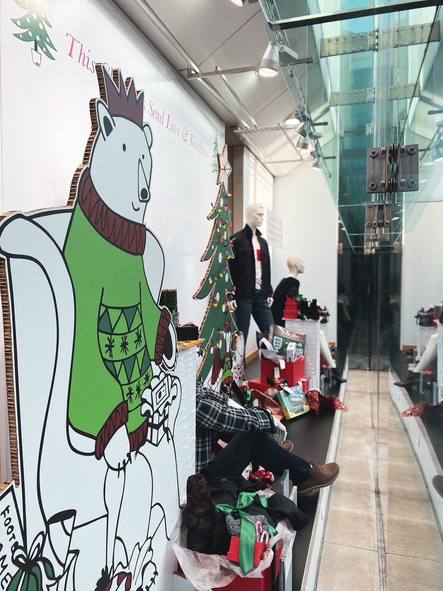 CoesStores's tweet image. Christmas has arrived at Coes and we’re celebrating sending love and kindness🎄

Our windows are filled with lots of gifting inspiration with a little help from our Christmas characters, Clarence, Olive, Eric &amp;amp; Stella! 

Have you seen them yet? We’d love to hear your thoughts!