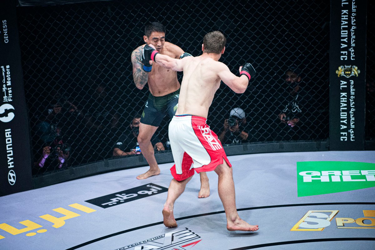 bravemmaf's tweet photo. BRAVE CF 45: Dumar Roa survives near submission, beats Ian Entwistle after injury 

Rewatch BRAVE CF 45 now on https://t.co/fMntiSTJQj 🍿📺🔥

#BRAVECF #KHKteam #Bahrain #MMA #yearofchange #thehawk #princeofgladiators #mma #globalpromotion #BRAVECF2020 https://t.co/rGwBQswC2f