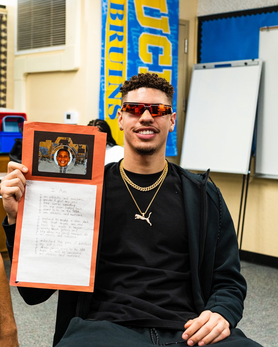 BleacherReport's tweet photo. LaMelo been dreaming this into existence 👏 @brhoops

(via @CloseUp360) https://t.co/foLmV9pUOP
