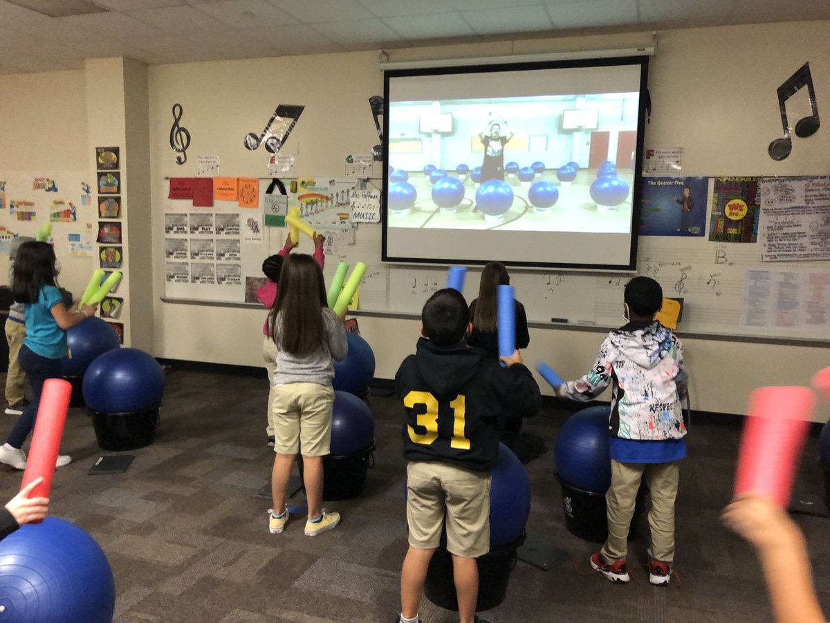 annaluehoffman's tweet photo. 3rd grade doing movement and making music with Drums Alive equipment this week! @CISDWalker @jacovny https://t.co/GQULESPuhK