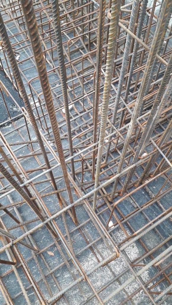 ABllako's tweet photo. 💧 #Belsh | 👷♂️🚧 Vijon puna me ritme të larta në 3 lotet e kantierit të ujit për qytetin e Belshit & 34 fshatra.
👉 Për herë 1-rë implementojmë në sektorin e ujit ⚡️ burim nga energjia diellore me panele fotovoltaike.
🎯#Belsh2021 24 orë furnizim 🚰 për 33.000 banorë #SDG6 https://t.co/mSiOu0I96T