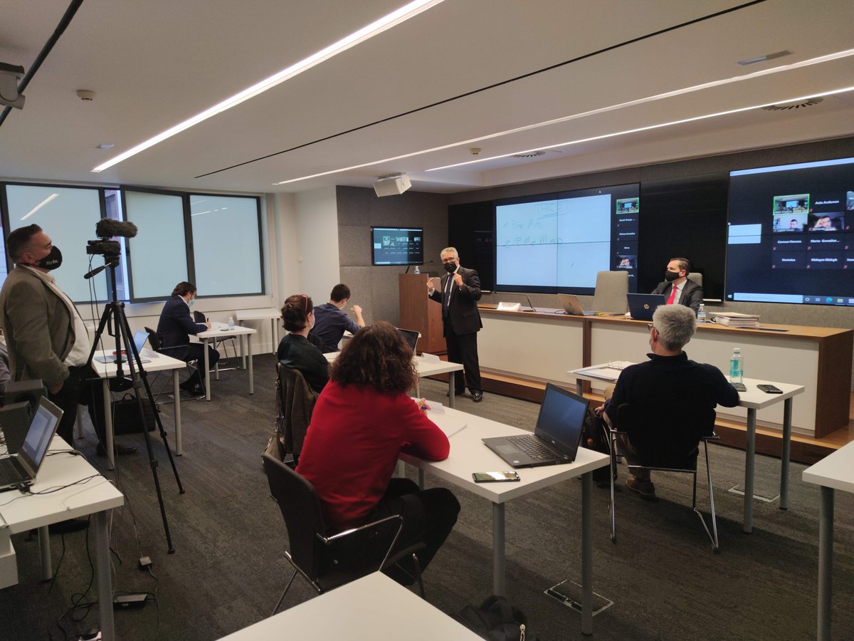 Real Estate Business School (@rebs_school) on Twitter photo ¿Cuáles creéis que son los puntos críticos de un desarrollo inmobiliario?
Esta tarde, en el MBA Blended de Madrid y el MBA In/Live, analizamos la previabilidad de proyectos inmobiliarios a través del Caso Residencial Díaz con el Profesor <a href="/JAPDREBS/">José Antonio Pérez Ramírez</a>
#thisisREAL ¿Cuáles creéis que son los puntos críticos de un desarrollo inmobiliario?
Esta tarde, en el MBA Blended de Madrid y el MBA In/Live, analizamos la previabilidad de proyectos inmobiliarios a través del Caso Residencial Díaz con el Profesor <a href="/JAPDREBS/">José Antonio Pérez Ramírez</a>
#thisisREAL