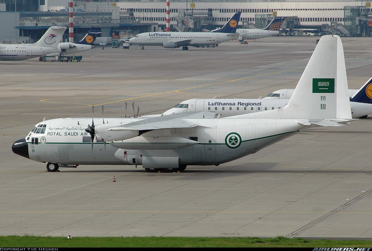 5472_nde's tweet photo. #SaudiAF VC130H of No 1 Sqn Royal Flight, serial HZ111 off coast Aden @ 1333z. #HornOfAfrica https://t.co/HGs6CHgAmM