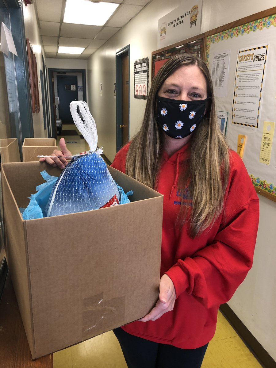 drdmbenson's tweet photo. We are thankful for all of our bus drivers and assistants!  Here are some lucky winners of our Thanksgiving drawing!  In total, 20 staff members received the fixings for their Thanksgiving dinner.  Next week we will be giving away pies!  Happy Thanksgiving to all! https://t.co/FdxOFJDLvC