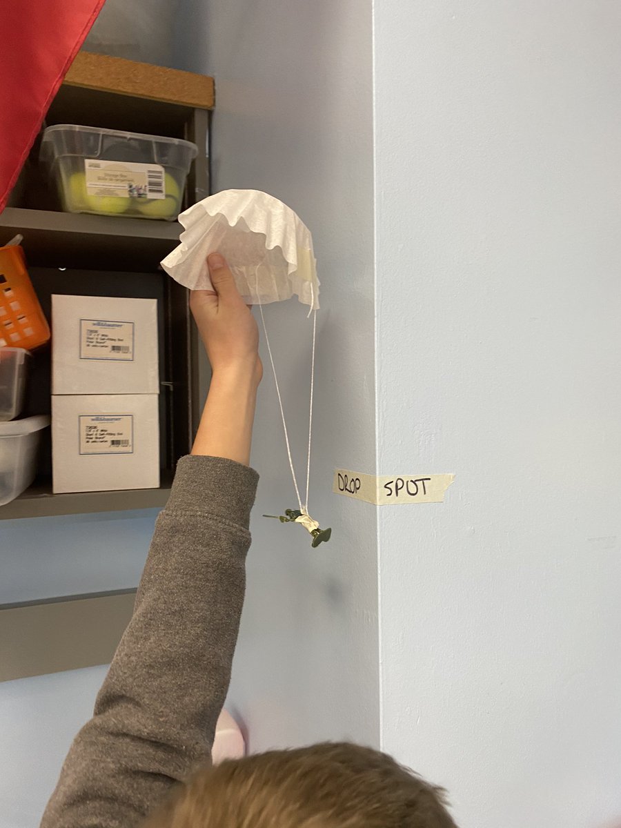 ParryKristen's tweet photo. Learning gravity and air resistance through parachutes... virtually and in-person! #mtpspride #mtpsthorne https://t.co/VrX0CTcz8R