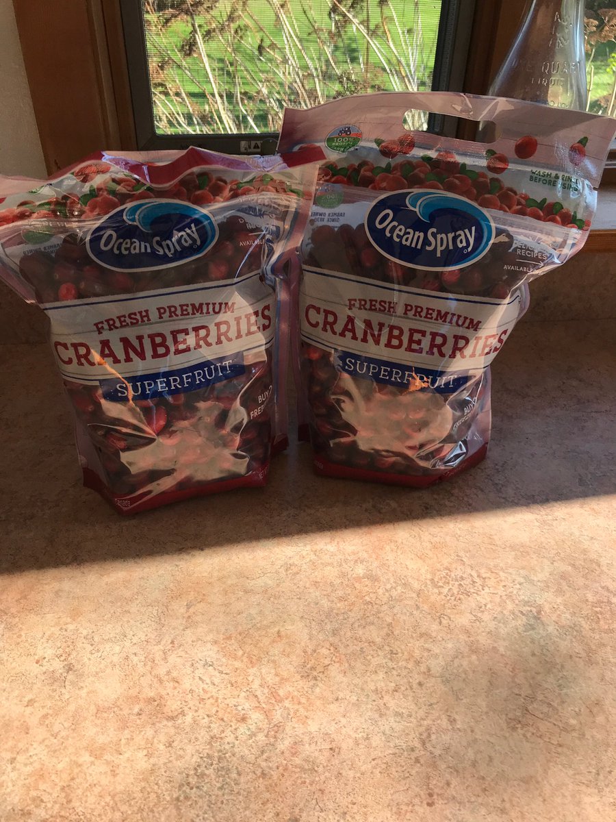 marthasjones_'s tweet photo. We are gearing up here for the 2020 great cranberry sauce contest. As you can see, @matthewguterl, we have brought in reinforcements. @ProfLMH stay tuned! #teamhomemade https://t.co/bg2yCJYxi5