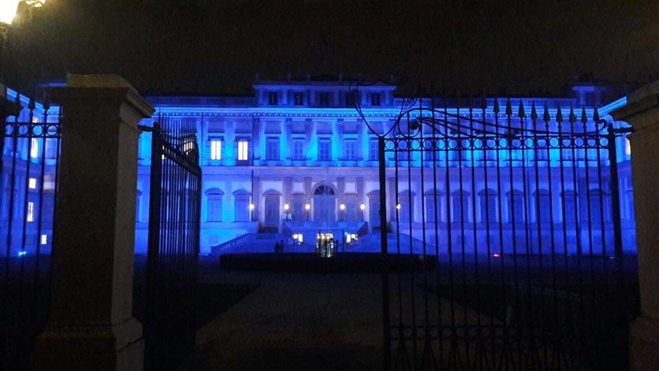 💙𝓖𝓸 𝓑𝓵𝓾𝓮 💙
Stasera @ReggiadiMonza si è tinta di BLU x la campagna @UNICEF_Italia in occasione della Giornata Mondiale per i diritti dei bambini e delle bambine
👉https://t.co/OrvV7O8RuU
#WorldChildrensDay
#GiornataMondialedeiBambini https://t.co/0fA71ZbRLd