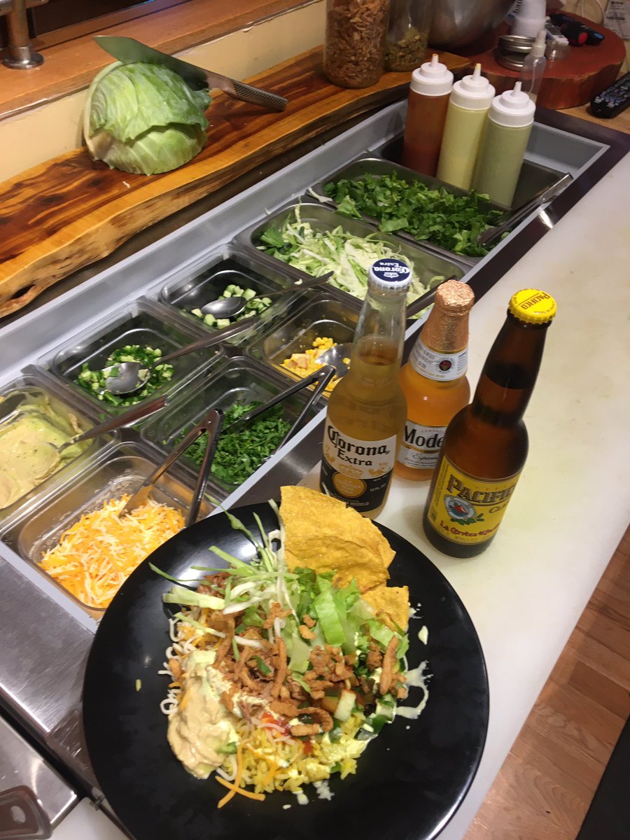 PhattTaco's tweet photo. It’s that kind of week!😁😷Tostadalicious https://t.co/Kgl8CFGrK3