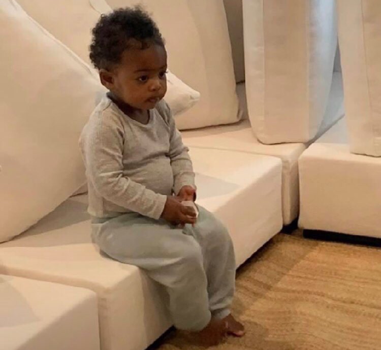 not at how @0lYONG IS LAUGHING ABOUT MY PAIN