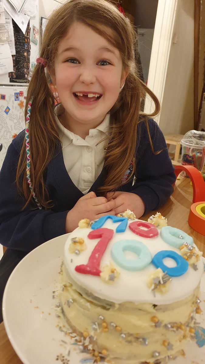 LydiaRJohnson's tweet photo. 100th @thebelpermoo! So we made cake! #lockdownmoo https://t.co/O4BZbDQLy3