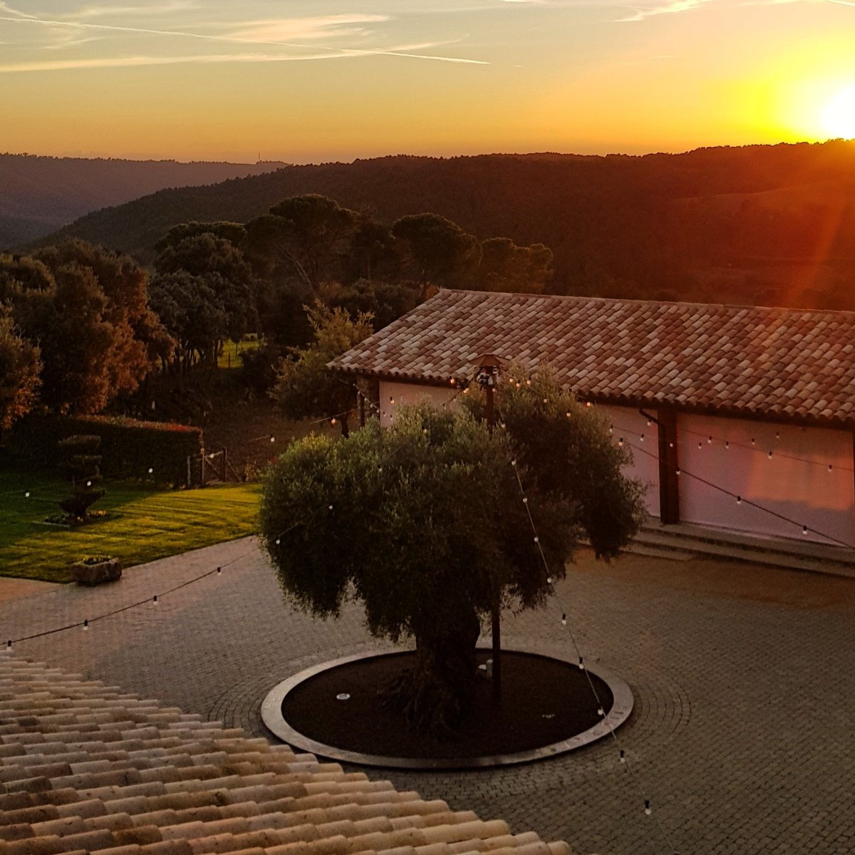 #atardeceres #mágicos en #masiavilasendra #sunset #autumn #events