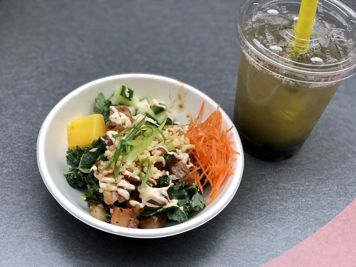 There are a variety of delicious spots to grab a meal, and I picked up a Build-Your-Own poke bowl and bubble tea from Poke 86 (a joint business with the beloved  @Sushi86_CLE). Rachel and the entire Sushi86 team provide exceptional food and service! (3/6) – bei  5th Street Arcades