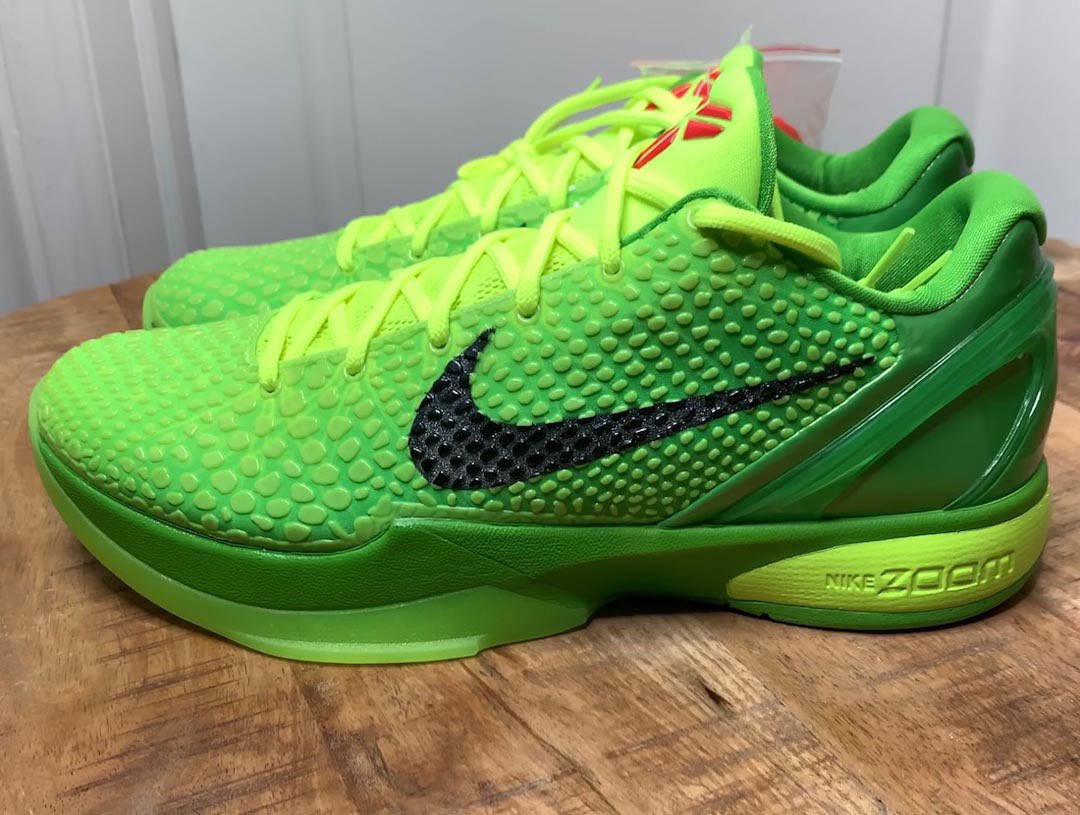 nice kicks kobe grinch