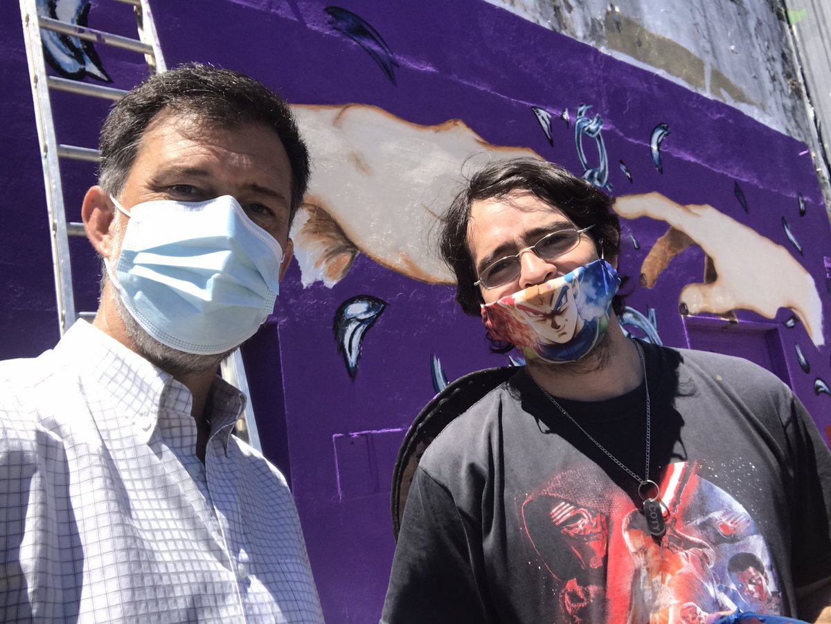 vazquezmontoto's tweet photo. Hoy visité a Federico Castillo, gran artista y muralista de @CulturaEnTigre trabajando con los últimos detalles del Mural participativo que inauguraremos con @Genero_Tigre el martes 24/11 en #Talar! 
#25N
#TigreSinViolencia🐯 https://t.co/zjnfn5ZQjB