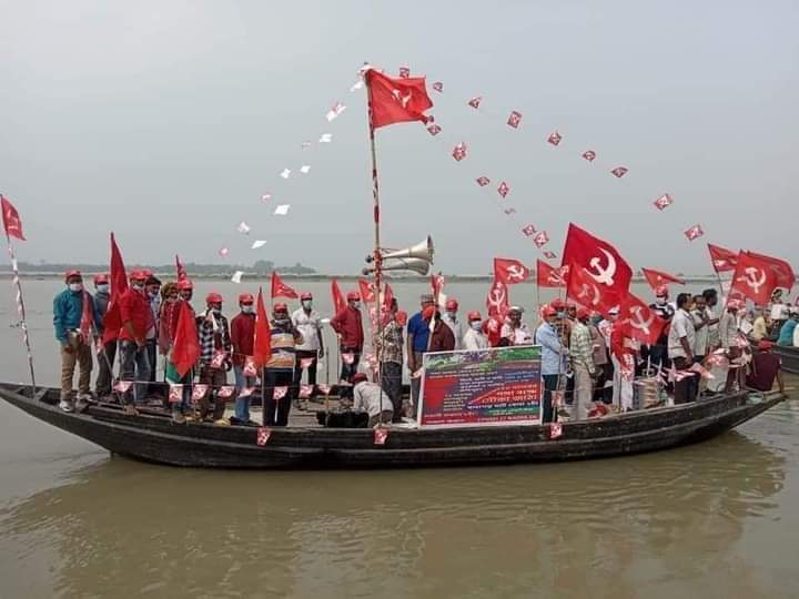 DebayanSarkar1's tweet photo. @mishra_surjya দ্রব্যমূল্য আকাশ ছুঁলো,
ক্ষুধার্তরা অন্নহীন!
নভেম্বরের ছাব্বিশে তাই,
দেশ থামিয়ে জবাব দিন!!!✊❤️
#Strike_Hard
#26thNovGeneralStrike https://t.co/ZWQz5HoKCk