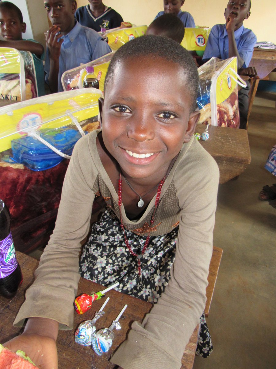 ChildcareWW's tweet image. Our kids are getting very excited for their upcoming Love Pak parties. And our staff is working hard to make this Christmas full of the joy and celebration of Jesus' birth! Learn how you can give a Love Pak to a child in need today: hubs.la/H0B4Mb10