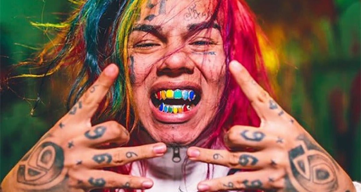 MusicBizLatest's tweet image. Tekashi 6ix9ine Kidnapper Receives 24 Years In Prison j.mp/35Qb4Jf