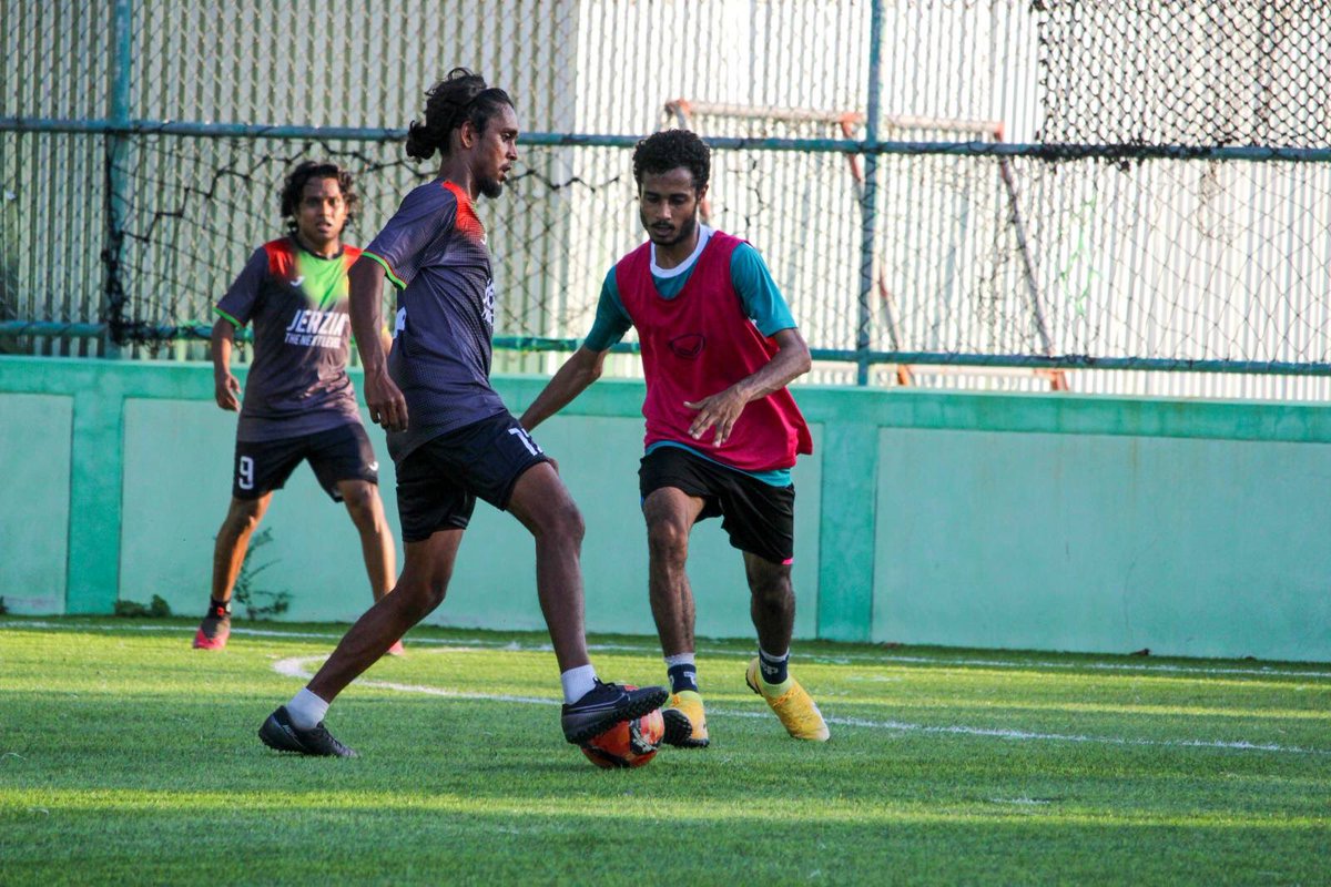 deeceejayyyy's tweet photo. 🎉ANNIVERSARY CELEBRATIONS 🎉

FRIENDLY FUTSAL MATCH AGAINST MULAK    YOUTH TEAM.

📸 #ibrahimnavaash

👕 @jerziamv

#Celebrating9Years
#miekuverikanmatheeabadhah https://t.co/y8hHWFwQjs