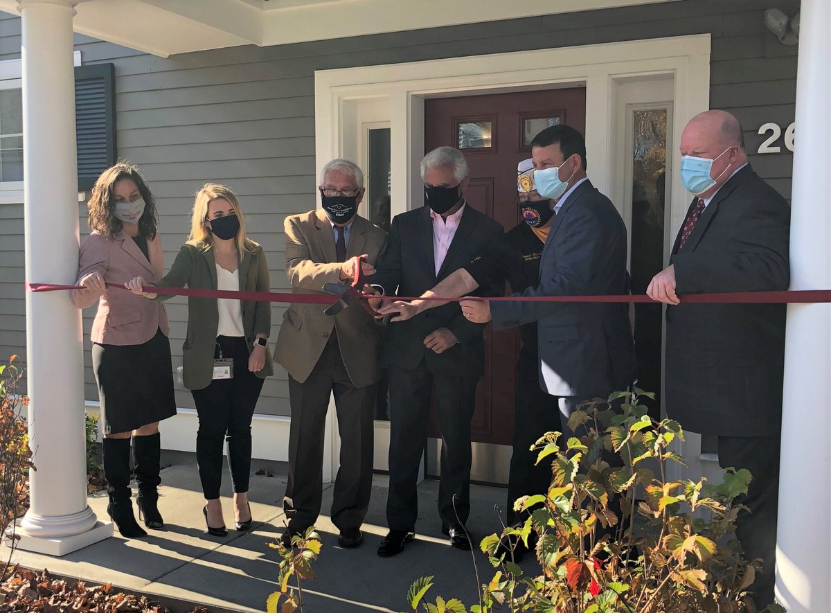FrBillsMnSpring's tweet photo. The best way to #endhomelessness is with housing. Here are photos from last week's ceremony (led by #Randolph AMVETS Post 51 @AMVETSHQ) celebrating the @EnvisionBank Home for Veterans, our new home for 10 formerly homeless #Veterans. #hhweek #hhweek2020 #NobodyShouldBeHomeless https://t.co/YPs2Vb9HP6