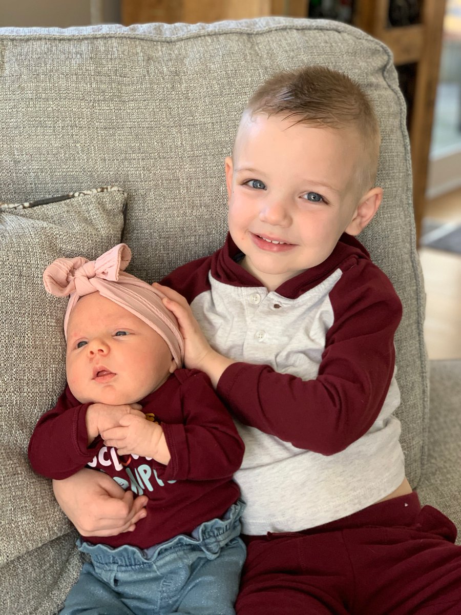 GCPSMaroonTide's tweet photo. Maroon Tide Pride being shown in the Edmonds' House today! #MTpride https://t.co/nDyMkZC3CP