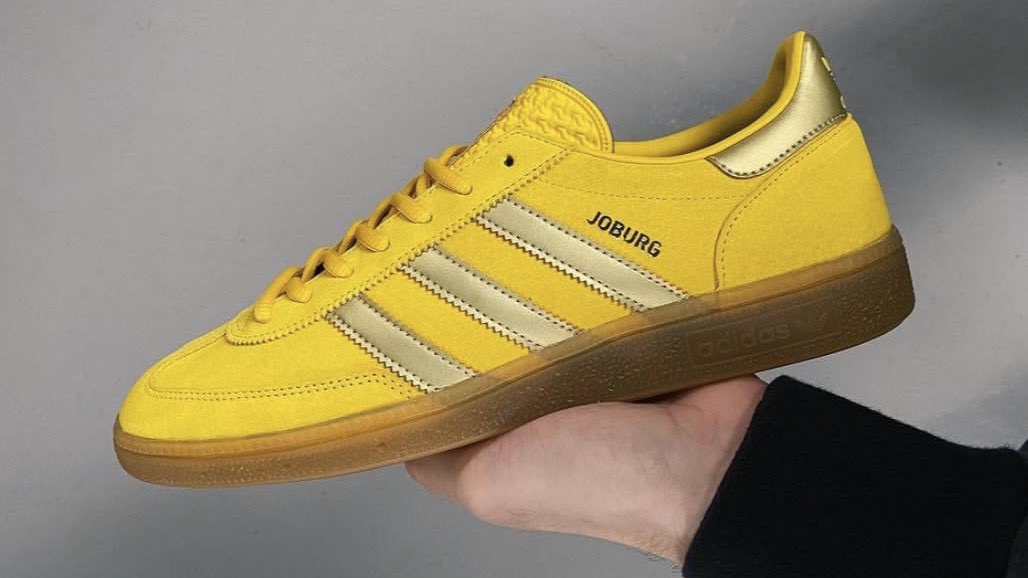 man savings adidas trainers
