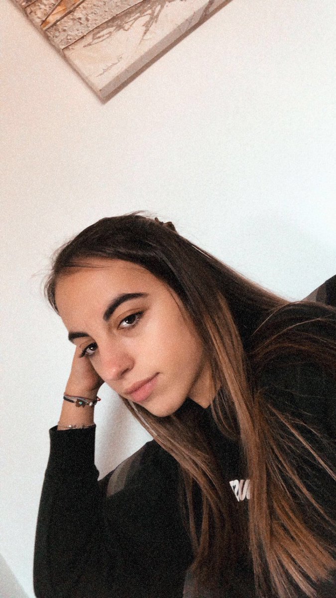 bia (@azevedoobia) on Twitter photo 