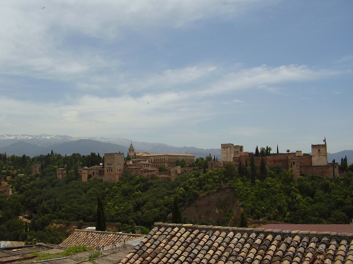 It's Friday, Trump just won't let go, and I still miss travelling, part 17: Alhambra, Granada, Spain (2009). Really nice place.