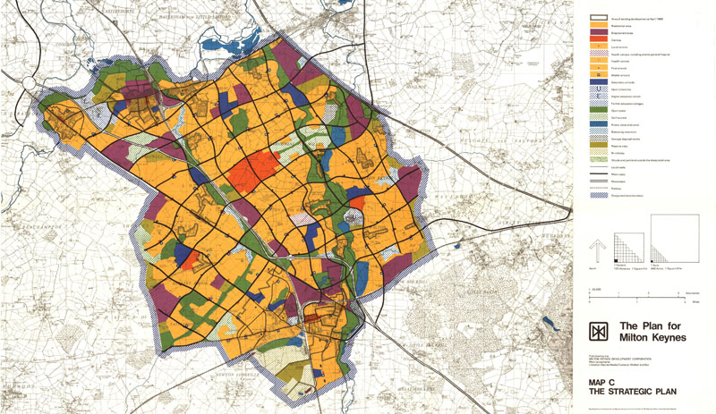 MKCityDiscovery's tweet photo. This is the Strategic Plan for Milton Keynes, created in 1970. The yellow areas show housing, purple are employment areas, red are district centres, dark blue are secondary schools, light blue are lakes &amp; green shows parkland. What changes can you see? #ExploreYourArchive #Plans https://t.co/HqBqivnsqp