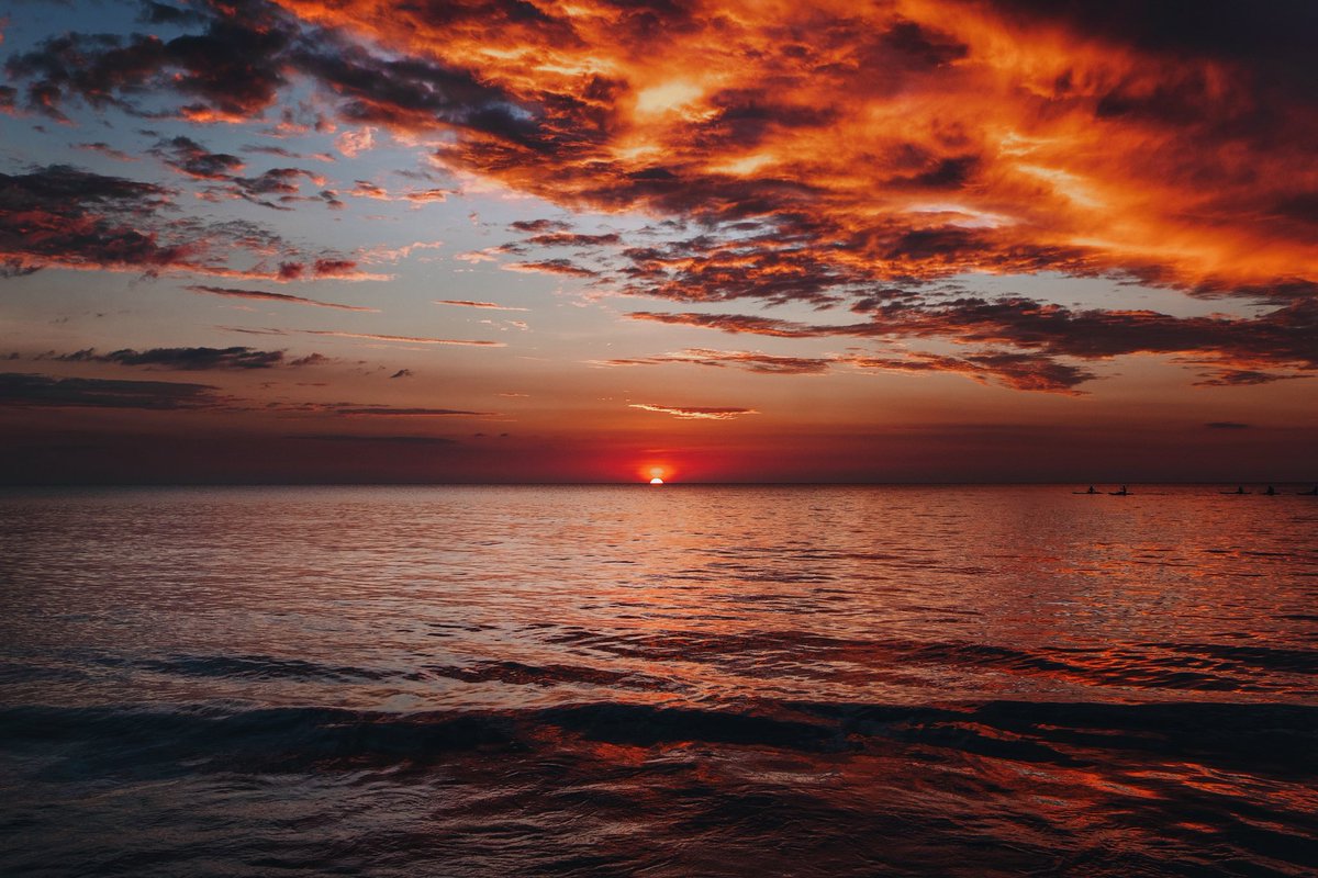 Картинки заката. Закат. Красивый закат. Закат над морем. Море Горизонт закат.