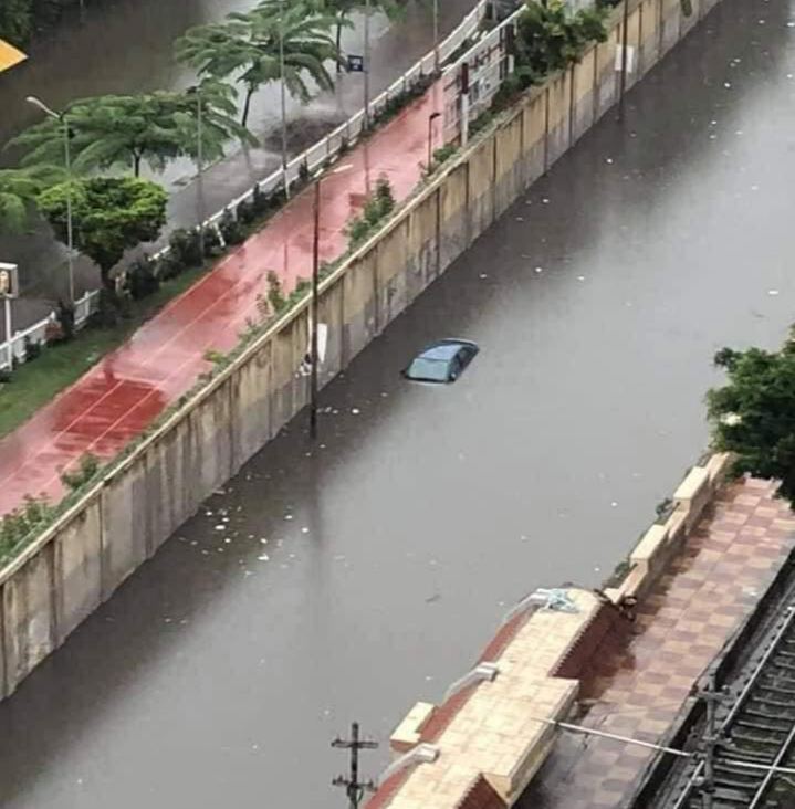 Zuelfakarr's tweet photo. بالصور : شوارع مصر بعد هطول الأمطار اليوم.
يذكر ان حكومة الكاظمي قد وقعت على ١٥ مذكرة تفاهم مع مصر في مجالات عديدة منها البيئة والاسكان والاعمار والصناعة والتجارة (النفط مقابل الاعمار). https://t.co/TGFSeLsphW