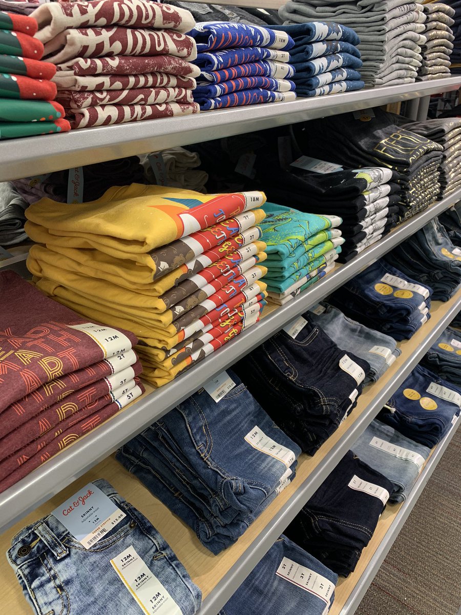 #THE354 loves a good table fold! <a href="/thelaceylake/">LACEYLAKE</a> <a href="/courtshellnu/">Courtney 🎯</a>