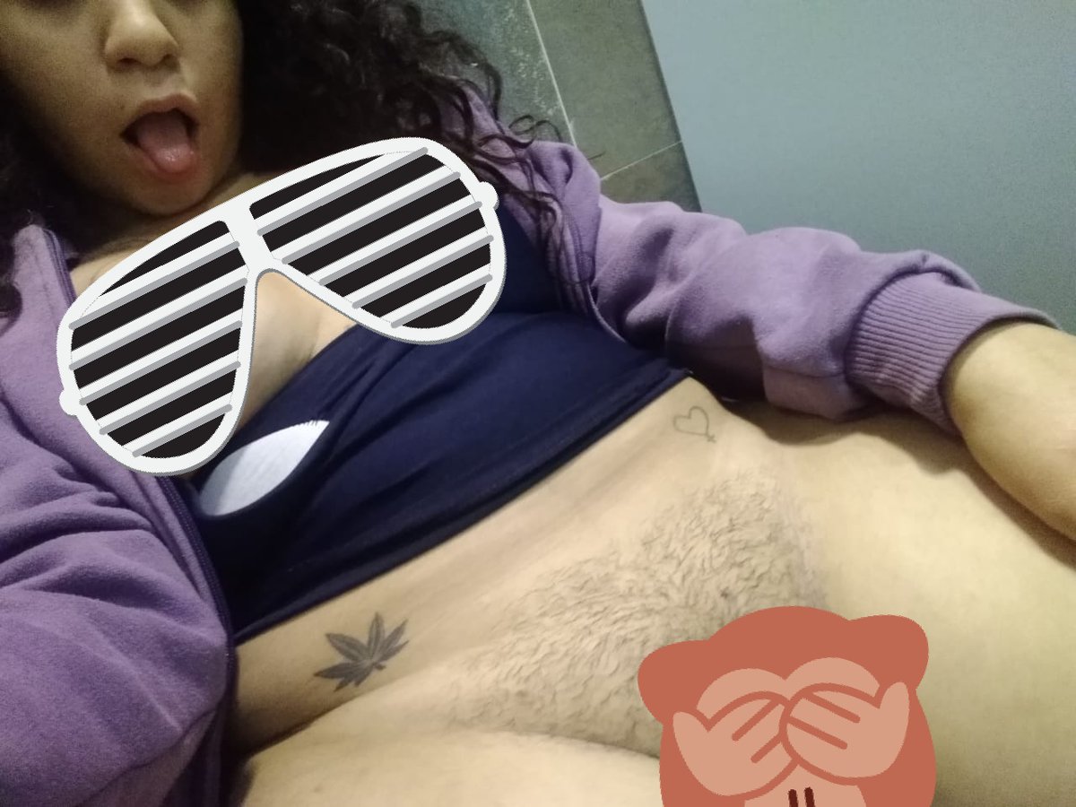 TTHot15's tweet photo. Presentinho só na dm rs https://t.co/Tyr8bVTgbN