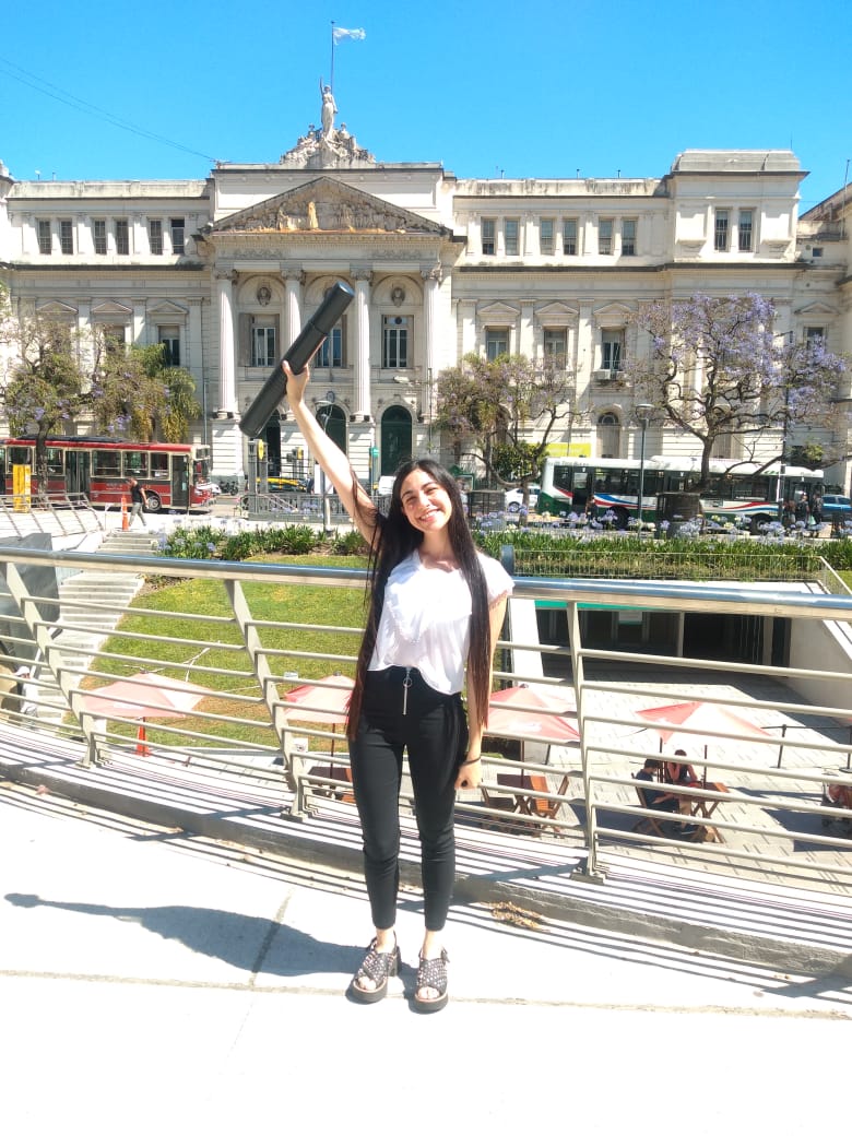 ItsGiulyD's tweet photo. Díganme Dra 💁🏻‍♀️👩🏻‍🎓 https://t.co/S8AScn5NBM