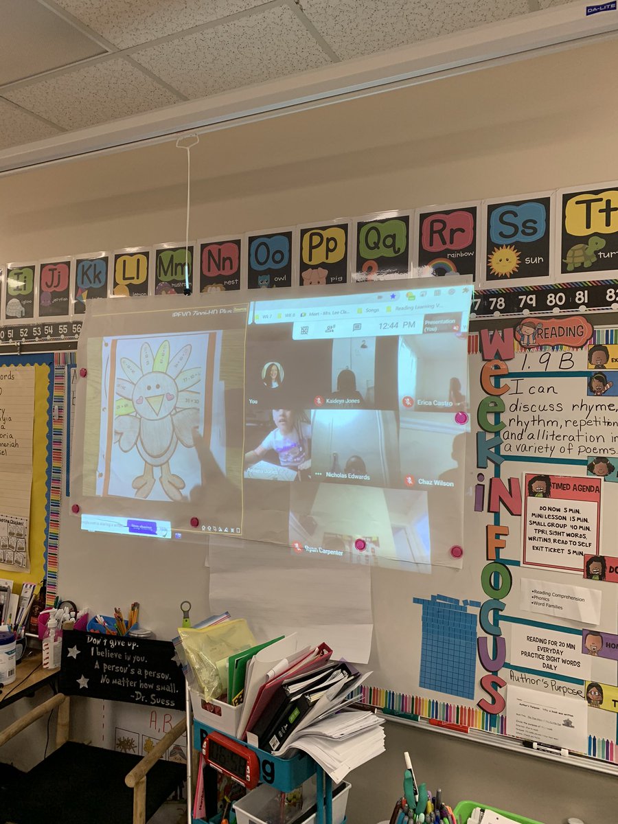 nem_kay's tweet photo. Both virtual and in-person first graders are giving Thanks with numbers.   #additionandsubtractionturkey  #mathisfun  @ClarkPrimary @SpringISD @SpringISD_Curr https://t.co/slE3IaEqmc