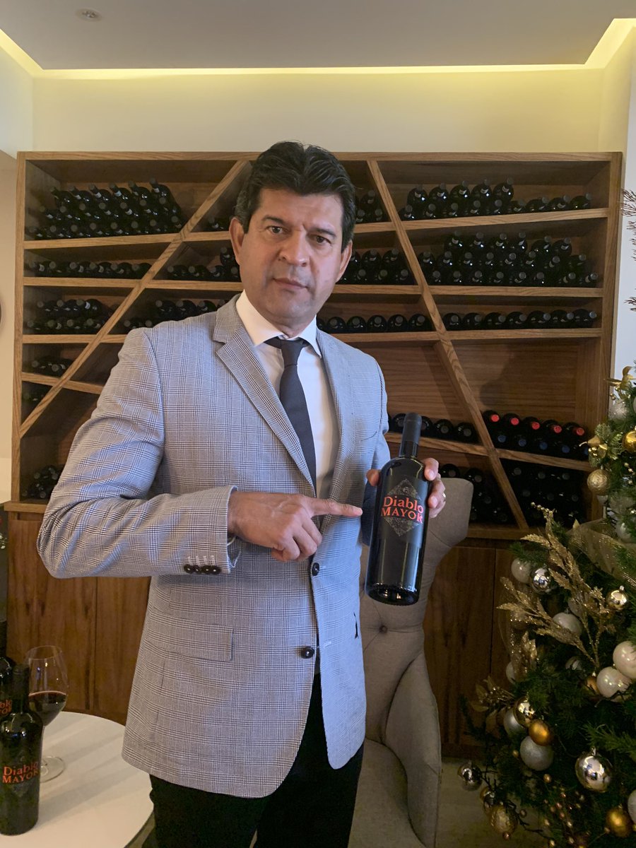 PepeCardozo249's tweet photo. Diablo mayor🍷 
lo puedes encontrar en:
(Toluca)
-La española
-Vinos el gallito
-Napa Gourmet
-Cava Abierta
-Yanos Vinos
(Guadalajara)
-Goiti
(Venta en línea a nivel nacional)
-Mercado de vino
-Cava abierta https://t.co/8H8a3QOLtK