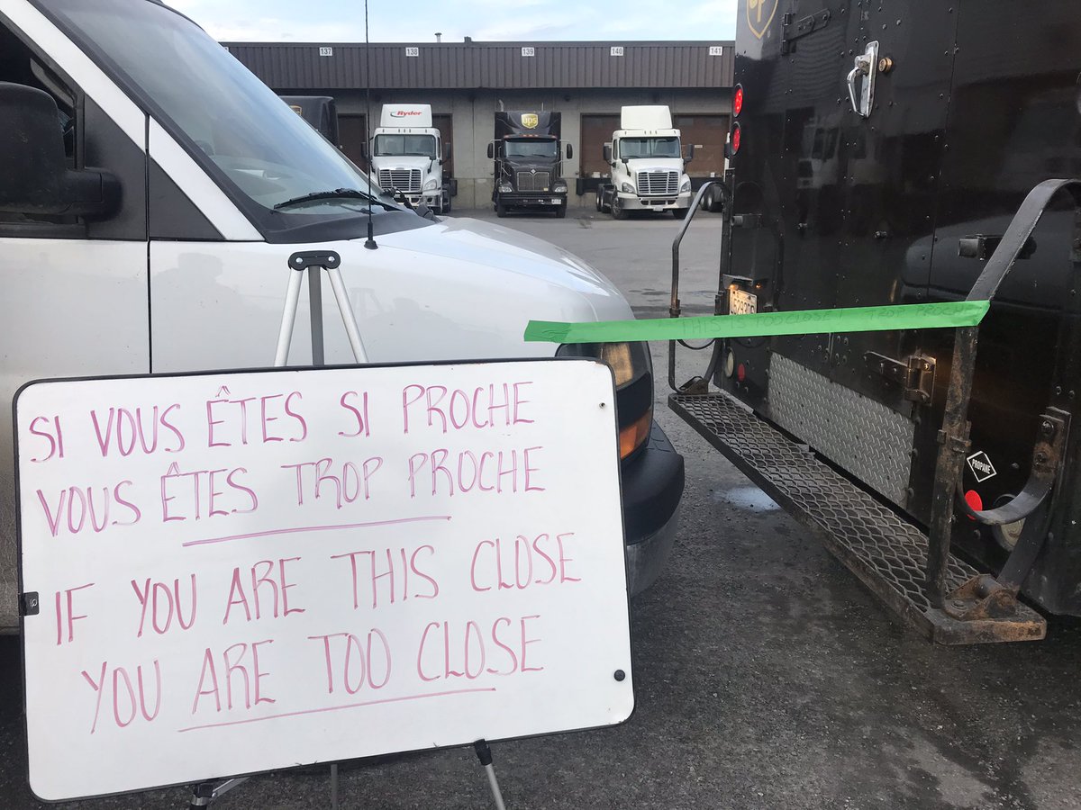 Montréal CHSP team explaining space cushions &amp; appropriate following distances to our new hires.