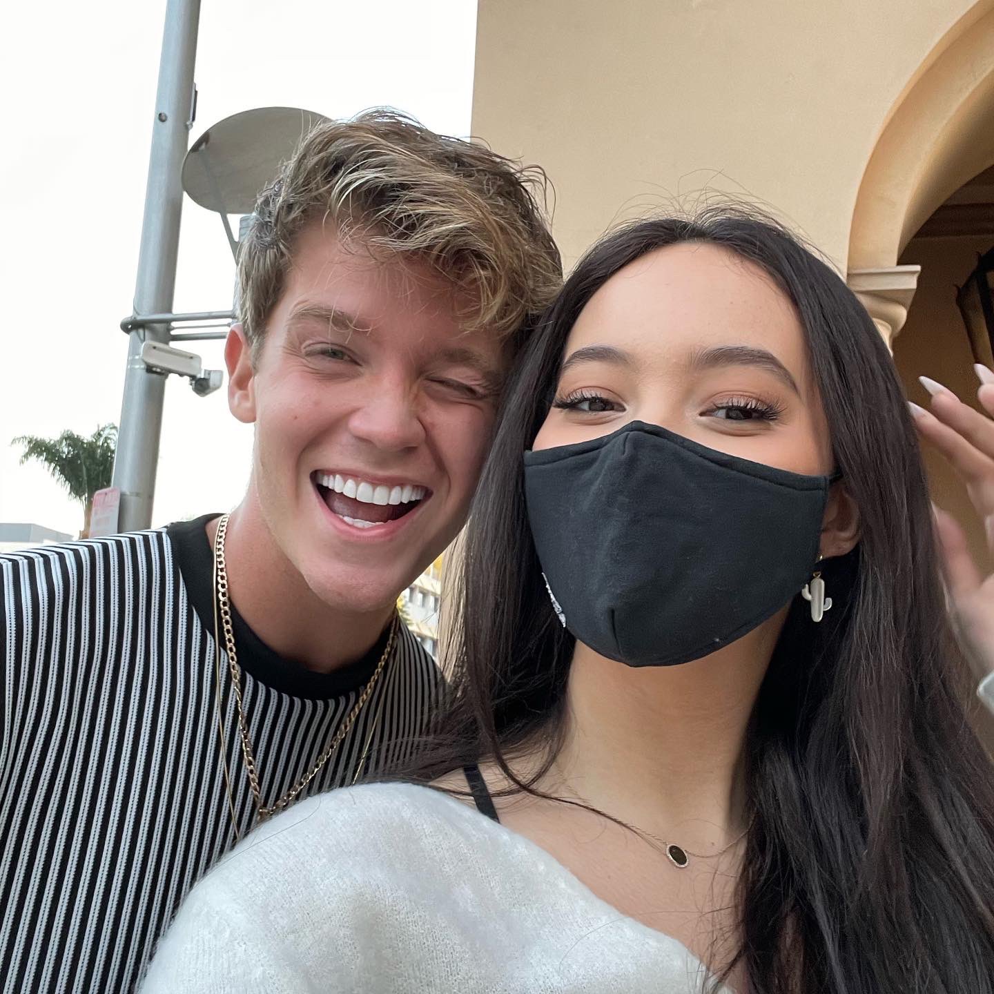 Jamie Miller on Twitter: "Oh hey @faouzia 👀 ️ https://t.co/BRaasapFNK