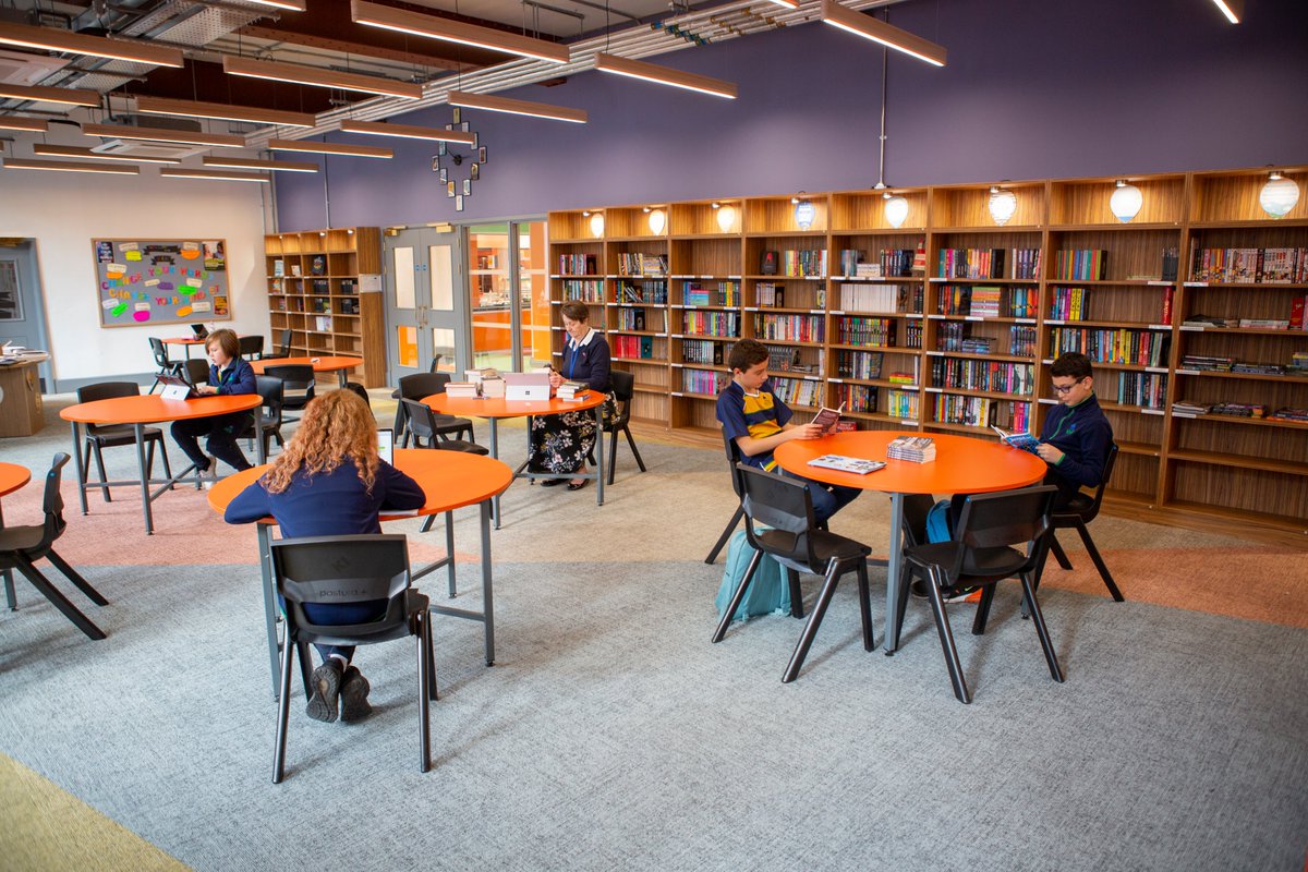 MaidaValeBooks's tweet photo. Some lovely new images of the school library
#MaidaValeLovesReading #MaidaValeLibrary https://t.co/VOtPT4Vzev