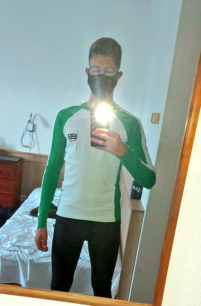 KbenceRow's tweet photo. #trainingcamp #rowing #rudern #aviron #hungary #rowinglife #rowingpassion #training #sport #befortraining #ferencvaros #hungary https://t.co/9VsrWZ5RtH