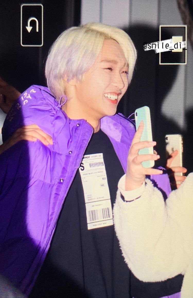 i’m gonna be ia bcs school okay thank u byebye be back in like,, a day