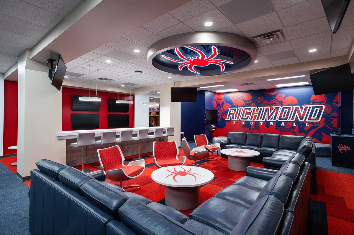 Isaiah Washburn ⁸ (@washburn_isaiah) on Twitter photo Blessed to receive an offer from The University of Richmond!!! <a href="/WarriorsFB_HC/">CalvaryWarriorsHC</a> <a href="/CoachWoodLB/">Justin Wood</a> @WTurner247 @Rivalsfbcamps @rivalsmike <a href="/247recruiting/">247Sports Recruiting</a> Blessed to receive an offer from The University of Richmond!!! <a href="/WarriorsFB_HC/">CalvaryWarriorsHC</a> <a href="/CoachWoodLB/">Justin Wood</a> @WTurner247 @Rivalsfbcamps @rivalsmike <a href="/247recruiting/">247Sports Recruiting</a>