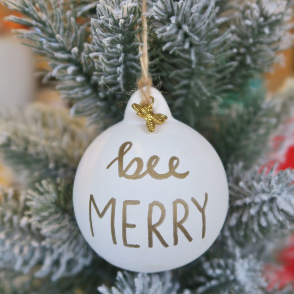 nectarandbumble's tweet photo. Bee Merry ππ² Whoβs put their tree up yet!? https://t.co/mjxke0lCOC #bee #beemerry https://t.co/CbG7DDCiDY