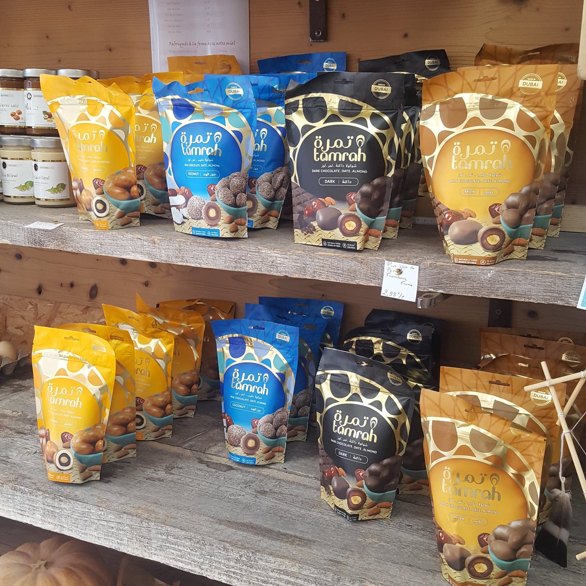 SafiyaPure's tweet photo. 🚛 FRAIS DE PORT OFFERTS !! 😲

📌 Dattes aux amandes 

😋 4 goûts : caramel, chocolat noir, noix de coco et chocolat au lait

🍬 Paquet de 80 g
📦 24 paquets /carton

PRIX TTC :

📌 2,70 € le paquet !

⚠️ Commande min : 1 carton 

🛒 Infos Whatsapp 👇
https://t.co/48R04dbLv2 https://t.co/sYbj3oH2WY