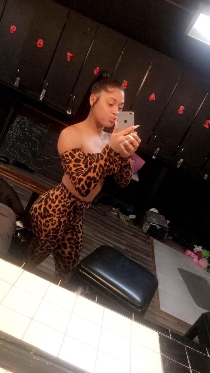shawnnnaaa__'s tweet photo. 🥶🥶🥶 https://t.co/mdcpVoifo1
