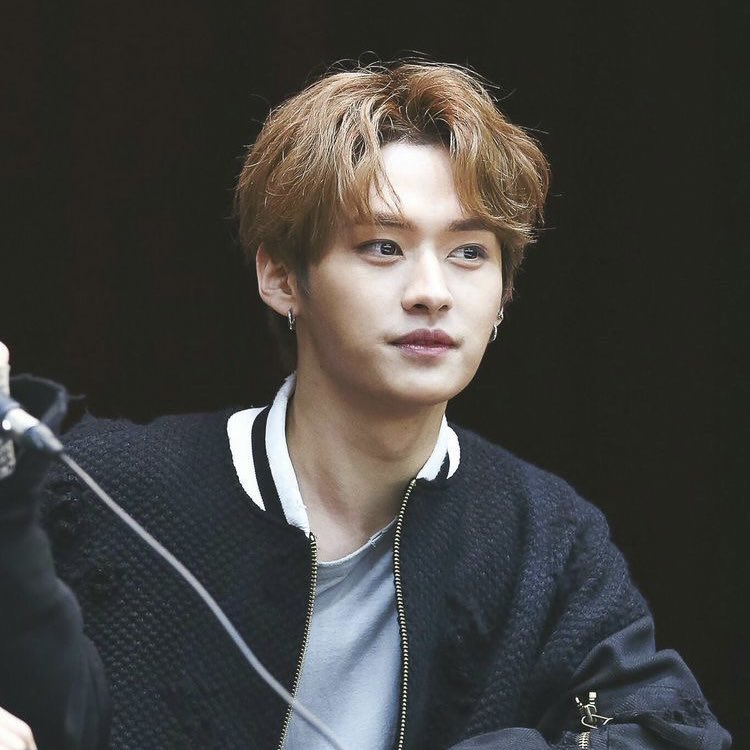 the amount of tomes i’ve tweeted the first pic 