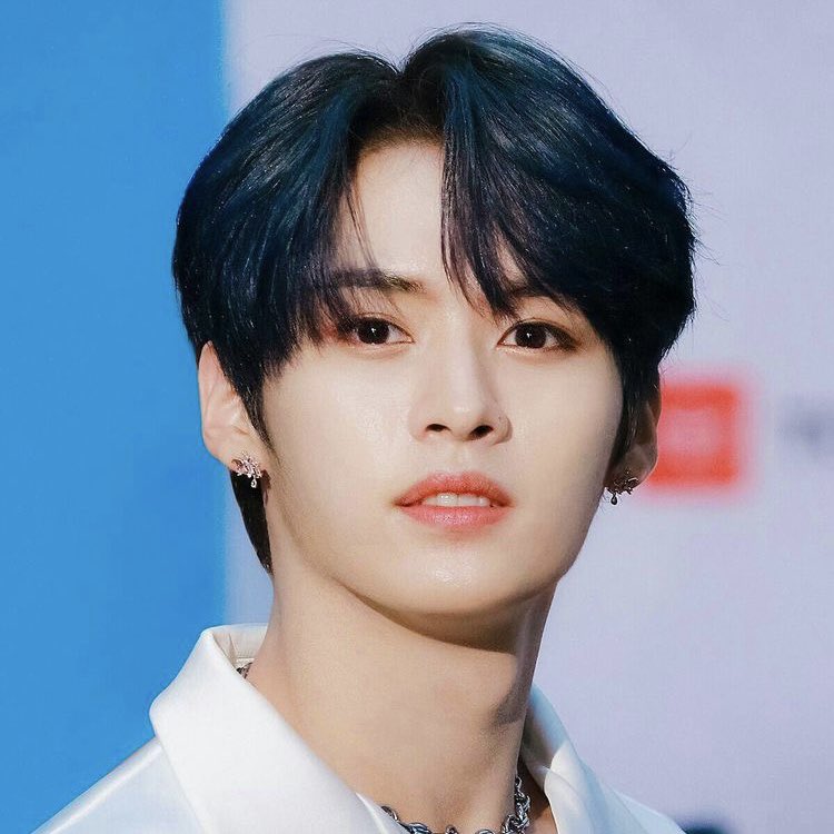 the amount of tomes i’ve tweeted the first pic 